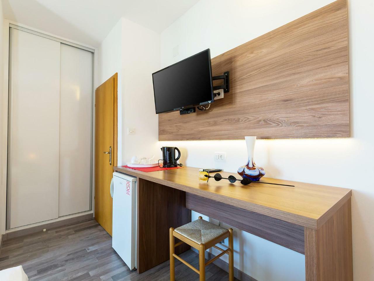 Ulika Rooms & Apartments 포레치 외부 사진